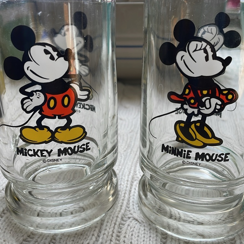Vintage Walt Disney Production Mickey and Minnie Mouse Glass Footed Mug Set - Picture 1 of 10